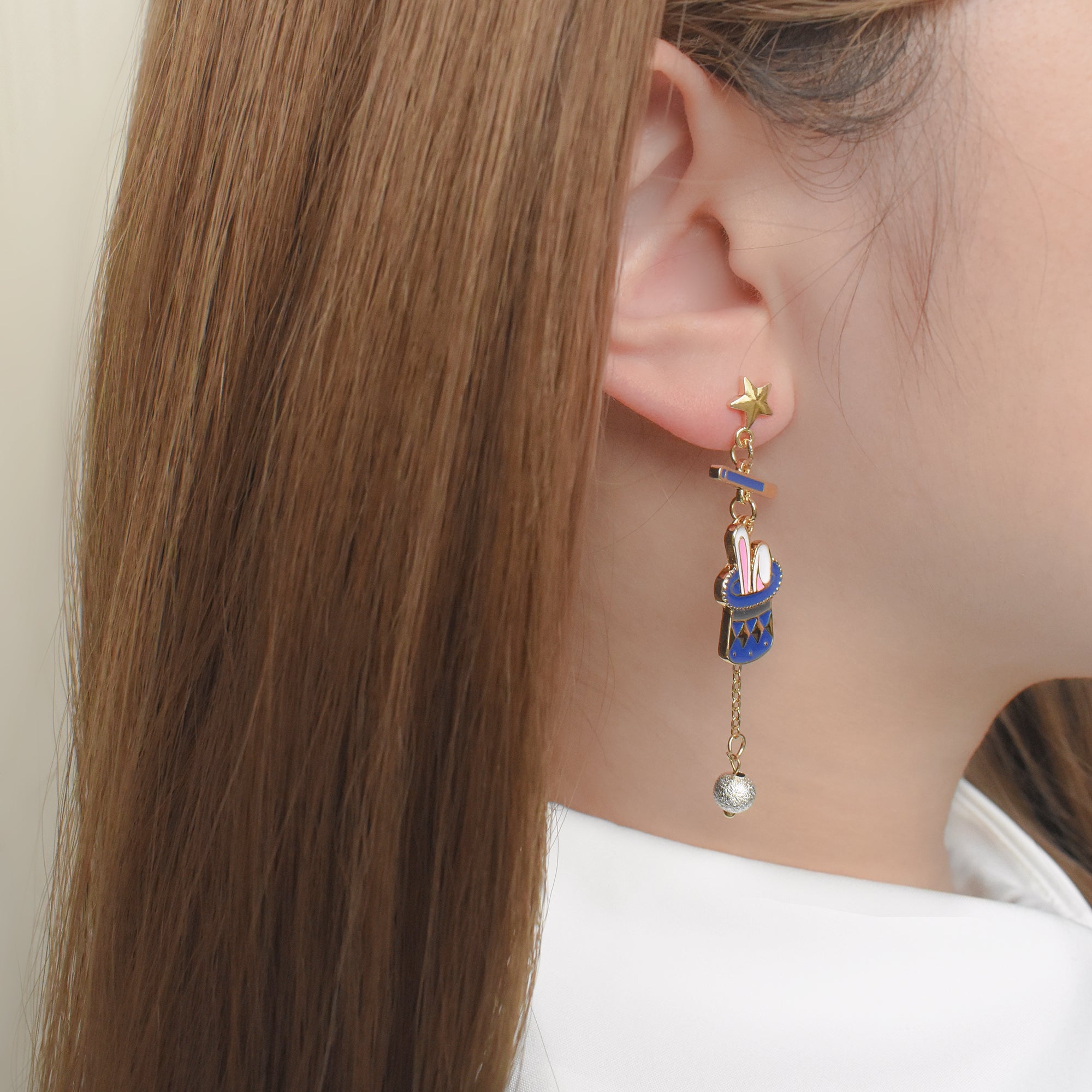 アシンメトリー　 チャーム付きピアス ラビットチャームアシンメトリーピアス – JOSS DROPS